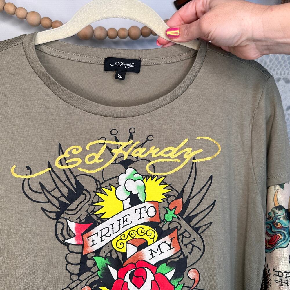 Ed Hardy Dagger Rose Crop Tattoo Sleeve T - Picture 4 of 5